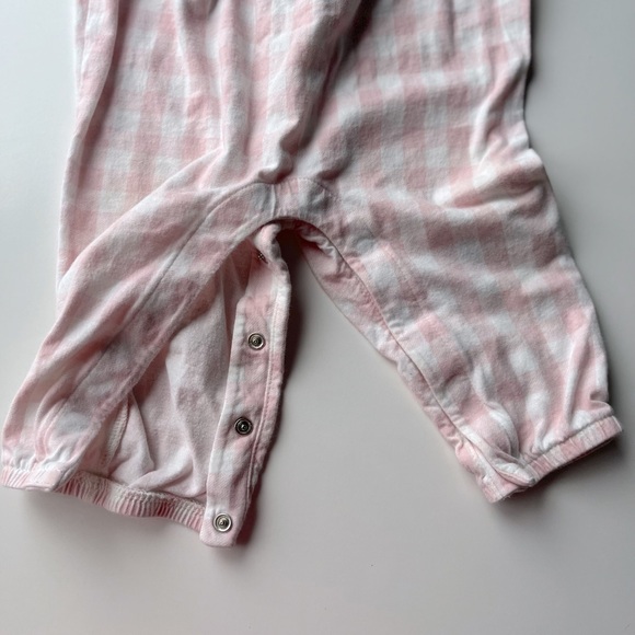 Old Navy baby girl pink gingham romper size 12-18 months EUC - Picture 2 of 3